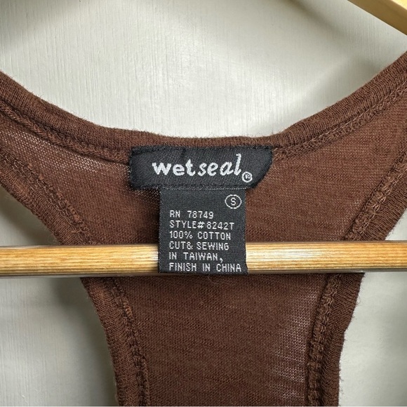 Wet Seal Y2K Tank Top. Color: Brown. Size: Small. - Picture 3 of 4
